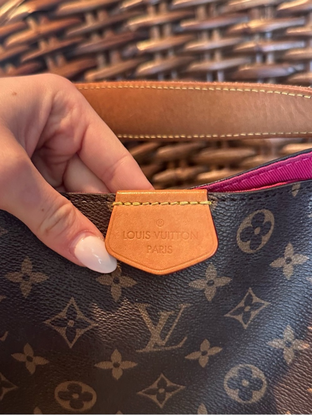 Louis Vuitton Brown Monogram Canvas Shoulder Bag with Fuchsia Interior - Picture 13 of 17
